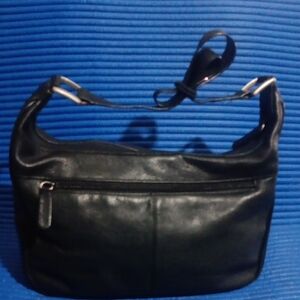 Kenneth Cole Reaction Black Shoulder Bag